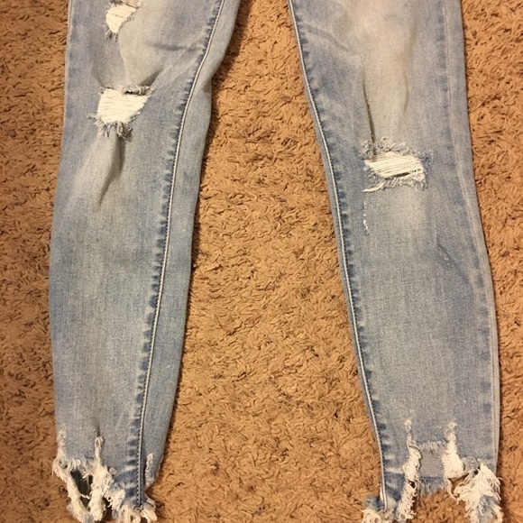 Judy Blue Cropped Skinny Jean - Picture 2 of 7